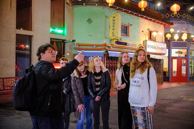 Hollywood Cocktails and True Crime Tour: 3 Drinks Included - The drinks: included alcohol, managed pacing, and a smart way to handle it