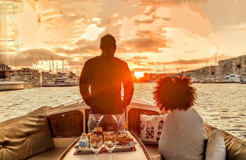 Marina Del Rey: Romantic Cruise, Dinner Charcuterie or Sushi - Marina del Rey, but make it romantic at water level