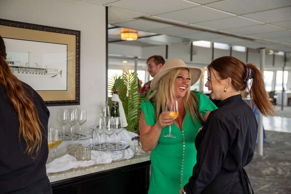Newport Beach: Champagne and Brunch Buffet City Cruise - Champagne and Brunch: The Newport Harbor Vibe in Two Hours