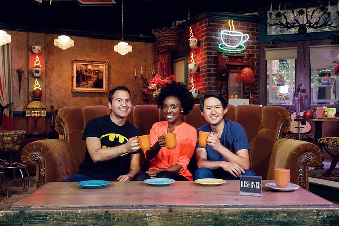 Warner Bros. Studio Tour & Celebrity Homes Tour Package - Key things I’d clock before you go